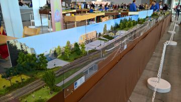 Järvenpään asema moduulina ENSC-näyttelyssä.